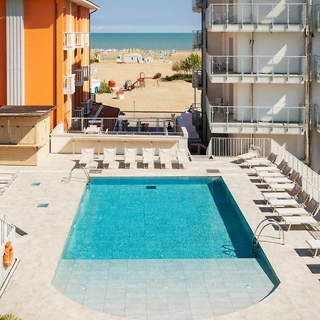 Hotel Garni' Serena Caorle Eksteriør bilde