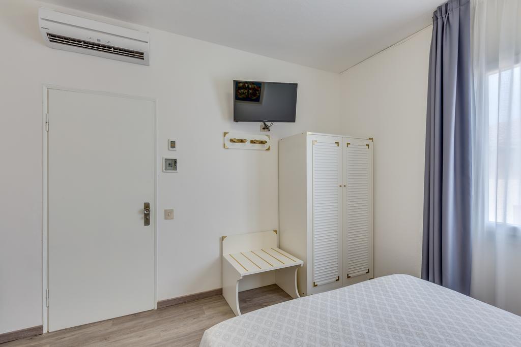 Hotel Garni' Serena Caorle Eksteriør bilde