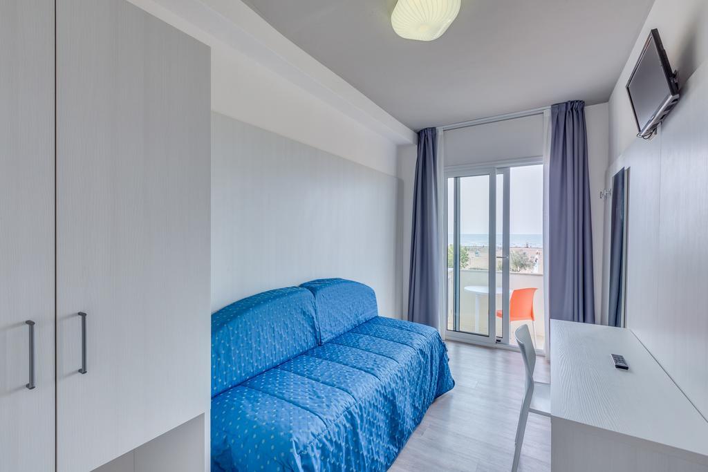 Hotel Garni' Serena Caorle Eksteriør bilde