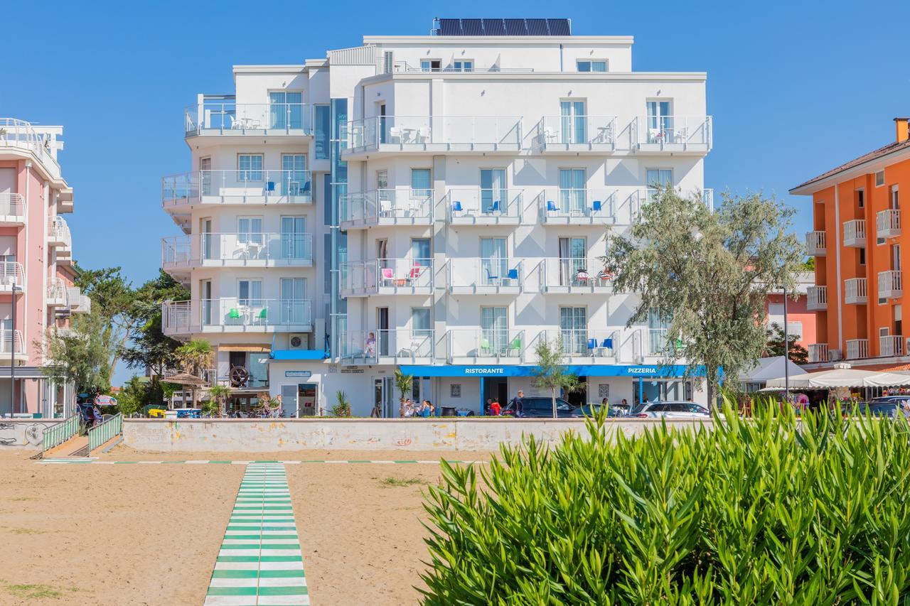 Hotel Garni' Serena Caorle Eksteriør bilde