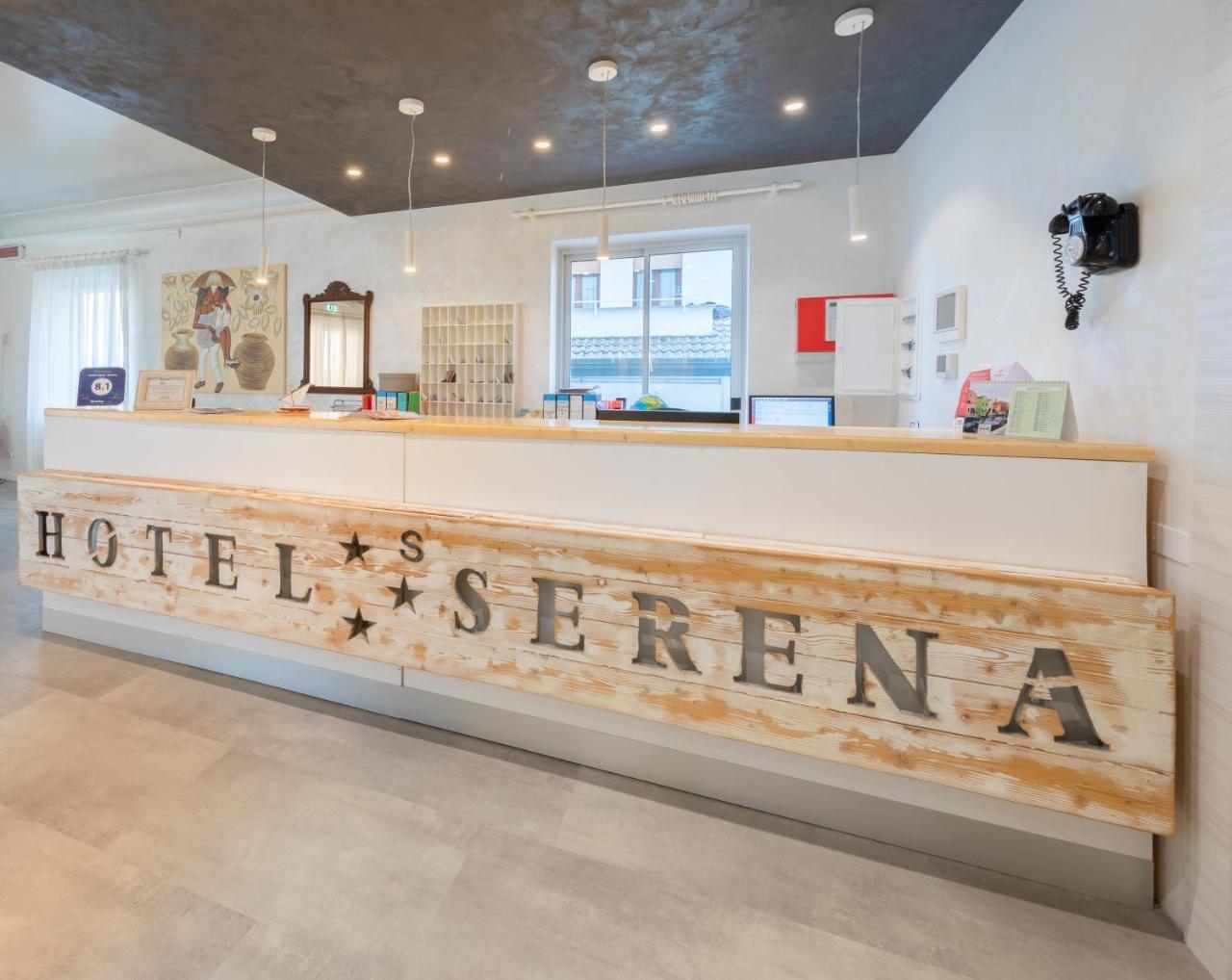Hotel Garni' Serena Caorle Eksteriør bilde