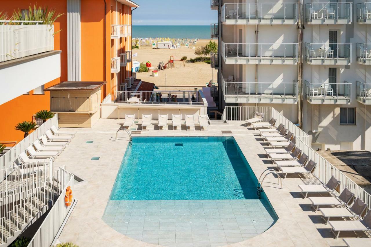 Hotel Garni' Serena Caorle Eksteriør bilde